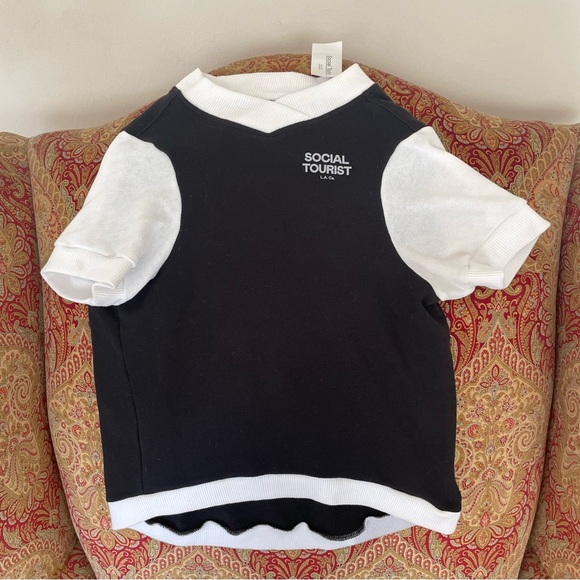 SOCIAL TOURIST X HOLLISTER DOG SHIRT - Picture 1 of 8